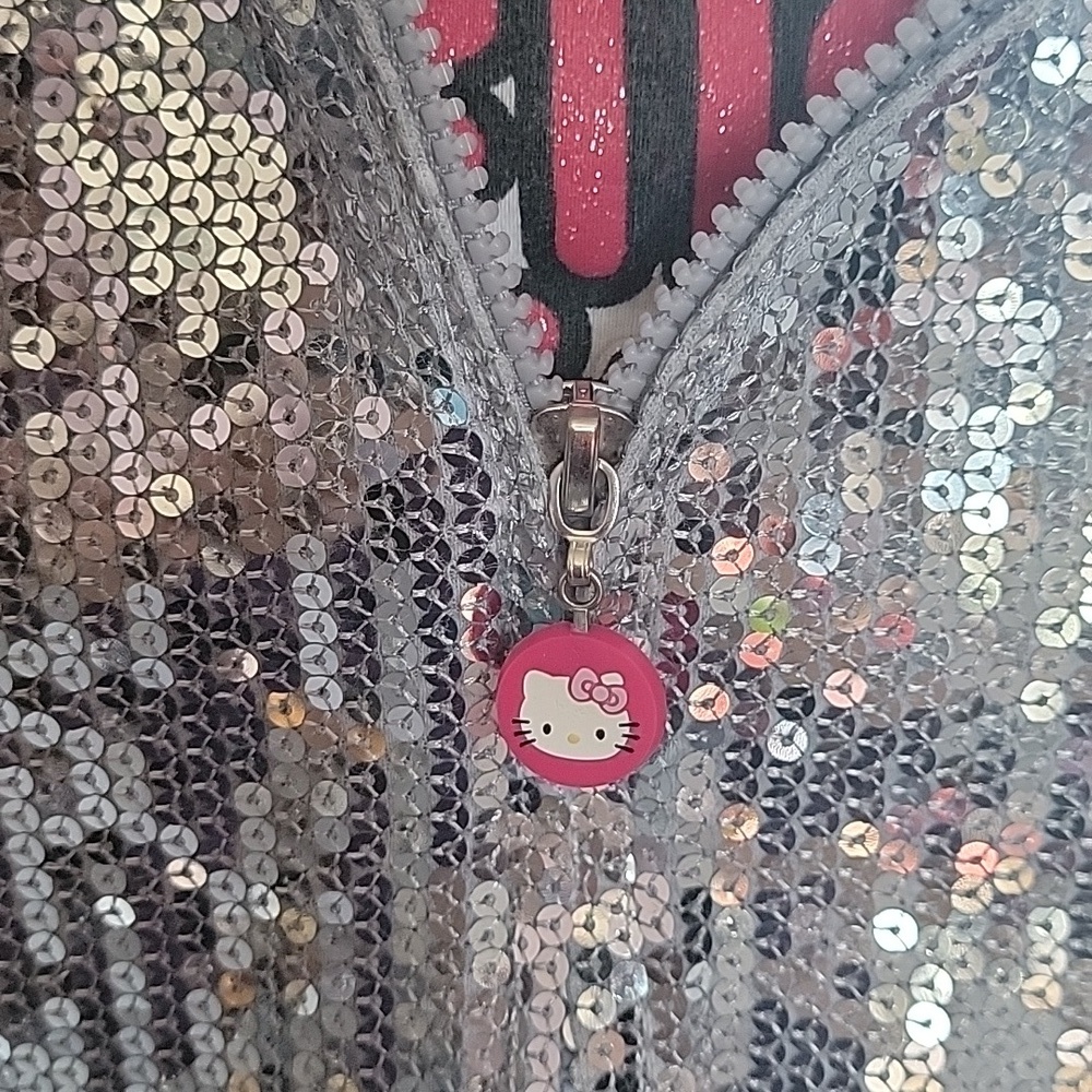 Adorable Hello Kitty lightweight, sequined hoodie. Light gray, S(6/6X). - Picture 7 of 9